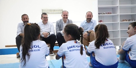 inegol-belediyesi-yaz-spor-okullariyla-1792-cocuk-spor-yapmaya-basladi-PTduVOIX.jpg