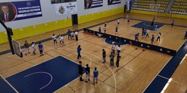 kartepe-belediyesi-yaz-spor-okullariyla-eglenceli-ve-dolu-dolu-bir-yaz-ufdVN8Lt.jpg