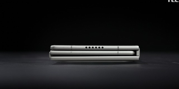 tecnonun-katlanabilir-telefonlarindaki-yeni-cigir-phantom-ultimate-g-fold-HFg6iYmU.jpg