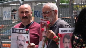 90larin-golgesi-beyaz-torosun-hikayesi-L1lW5Zre.jpg