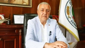 gole-belediye-baskani-istifa-edip-akpye-geciyor-2uHVySd3.jpg