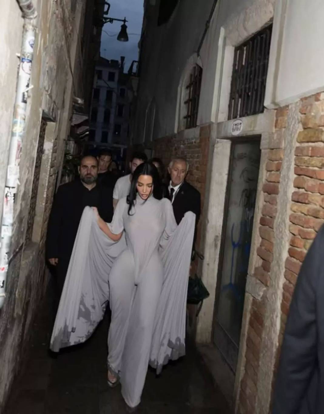 Eleştiriler ve Moda Yorumları