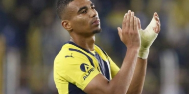 fenerbahce-alexander-djiku-transferini-tamamladi-yrj6h3wA.jpg