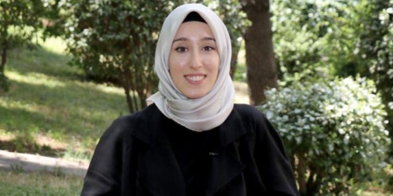 Rümeysa Kadak Oxford’un Yeni Yüzü Oldu