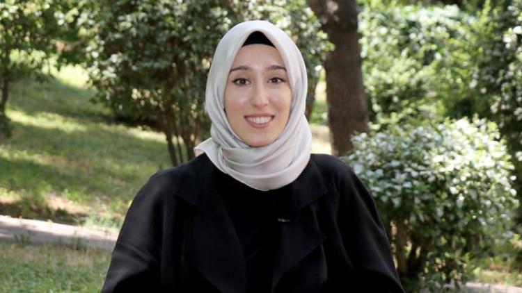 rumeysa-kadak-oxfordun-yeni-yuzu-oldu-uROt79EX.jpg