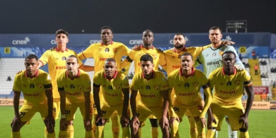 Göztepe 2-0 Kasımpaşa: Atatürk Anısına Maça Özel Formalar