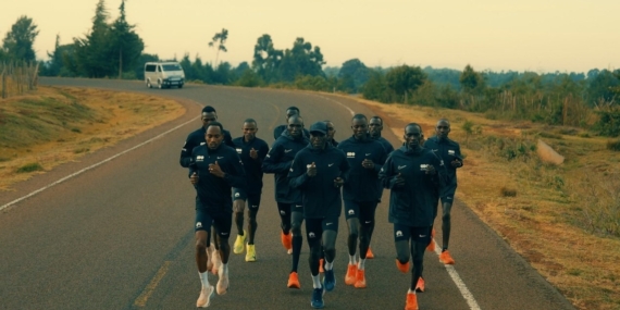 Huawei, Maratoncu Eliud Kipchoge ile İş Birliği Yaparak Yeni Koşu Saati Geliştiriyor