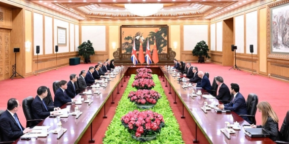 İngiltere Başbakanı Starmer, Sekiz Yıl Sonra Çin’i Ziyaret Etti