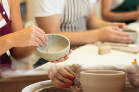 Claymore Art Studio Moda'da Yeni Dönem Sanat ve Seramik Programını Duyurdu