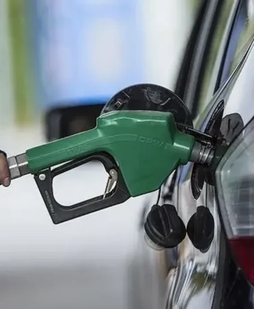 Eşelmobil Sisteminin Sona Ermesiyle Benzine 12 Lirayı Aşan Zam Gündemde