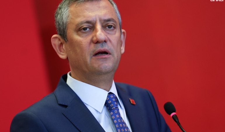 Özgür Özel Parti Genel Merkezindeki Çalışma Toplantısında Gündeme Dair Açıklamalarda Bulundu
