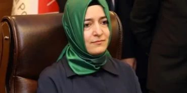 AKP, İstifa Eden Fatma Betül Sayan Kaya'nın Adını Resmi Kanallardan Kaldırdı
