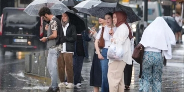 Yurt Genelinde Sıcaklıklar Düşüyor: Meteoroloji Kuvvetli Yağış ve Rüzgar Uyarısı Yaptı