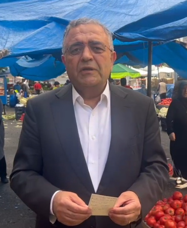 Sezgin Tanrıkulu Diyarbakır'da Semt Pazarını Ziyaret Ederek Ekonomik Verileri Değerlendirdi