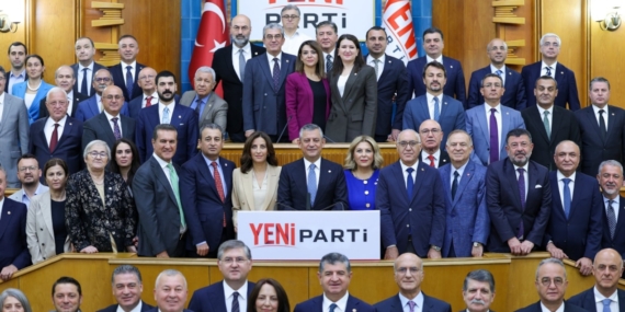 YENİ Parti AYM Savunmasını Verdi ve Olası Üç Alternatif İsmini Belirledi