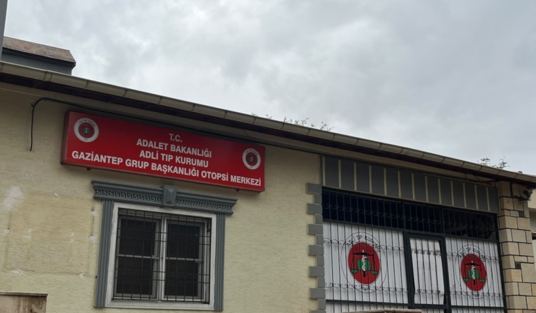 Gaziantep'te Otomobilinde Silahla Vurulan Kenan Abuzer Tilki Yaşamını Yitirdi