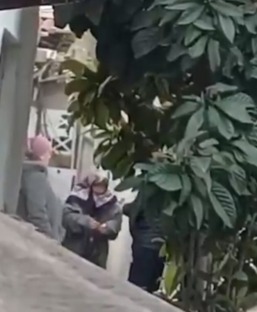 Esenyurt'ta Yaşlı Kadınların Karıştığı Uyuşturucu Ticareti Kamerada
